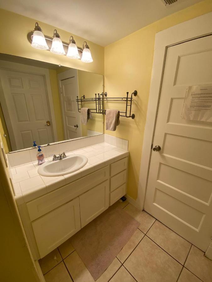 Private Los Angeles Room - Free Wifi, Ac, Tv, Private Fridge, Kitchen, Near Usc - Exposition Park - Usc Memorial Coliseum - Banc Of California Bmo Stadium - Downtown Los Angeles Dtla - University Of Southern California Usc!! Εξωτερικό φωτογραφία